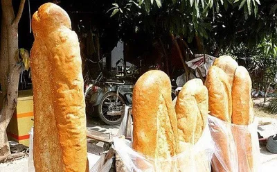 Những chiếc bánh sau khi thành phẩm khá to và nặng (Nguồn: Internet)