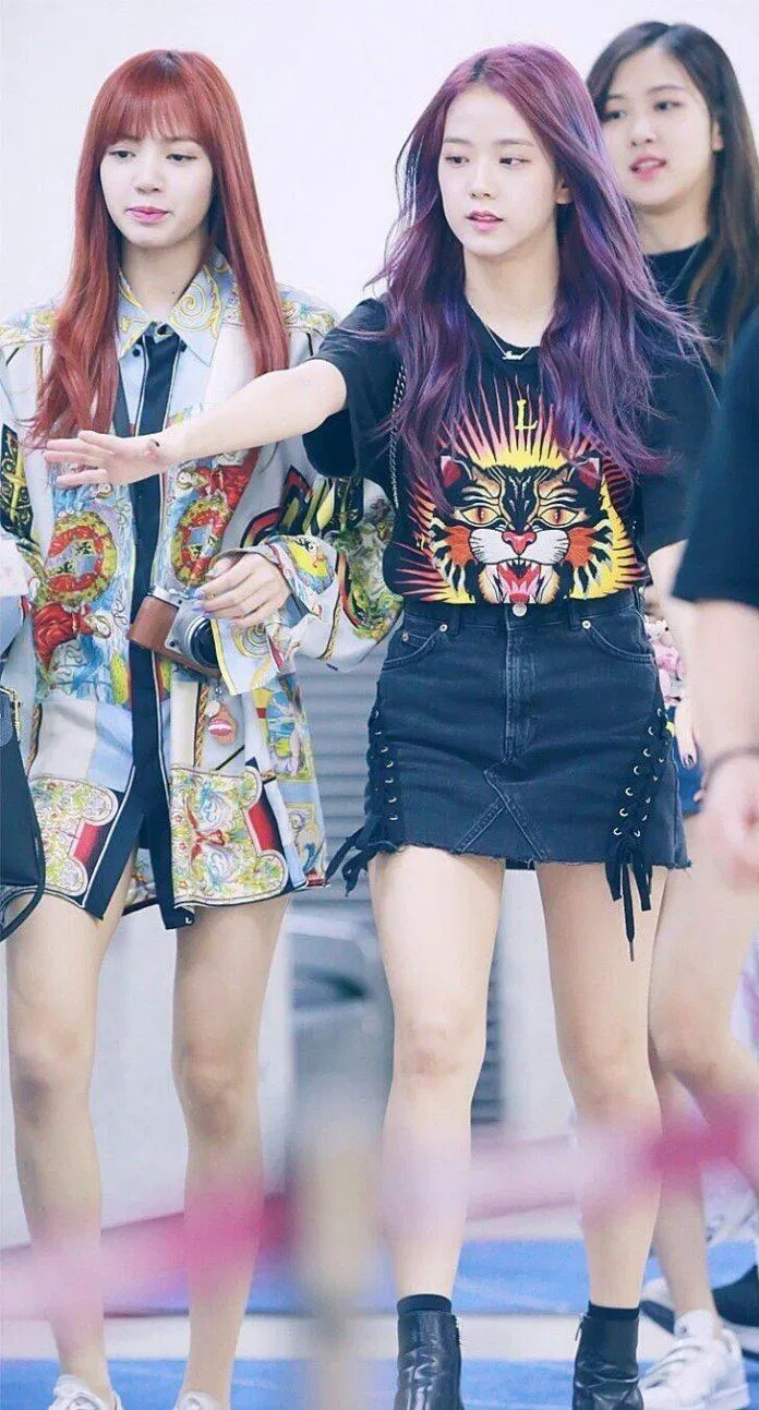 Phối đồ như Jisoo Phối đồ mùa hè như Jisoo