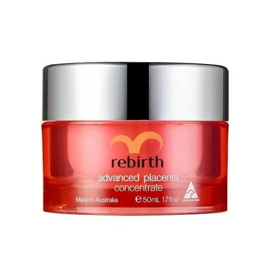 Hộp kem trị nám Rebirth Advanced Placenta Concentrate gây ấn tượng với người dùng bởi gam màu đỏ tươi, bắt mắt (ảnh: internet).