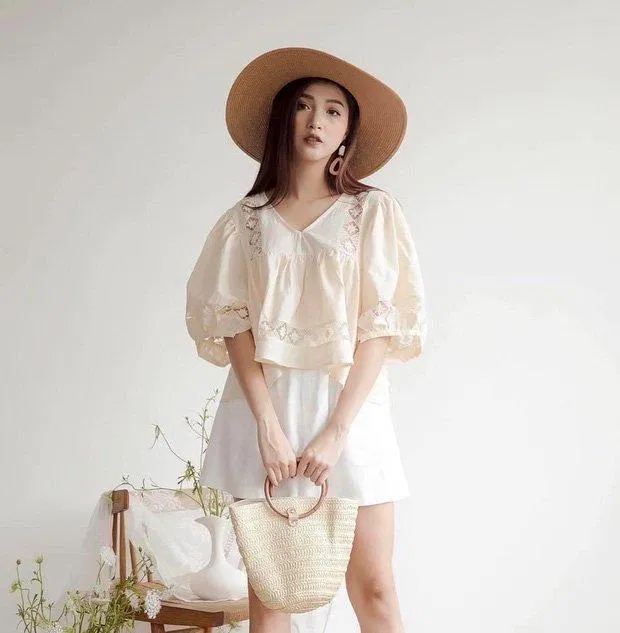 mẫu áo blouse đẹp 2020