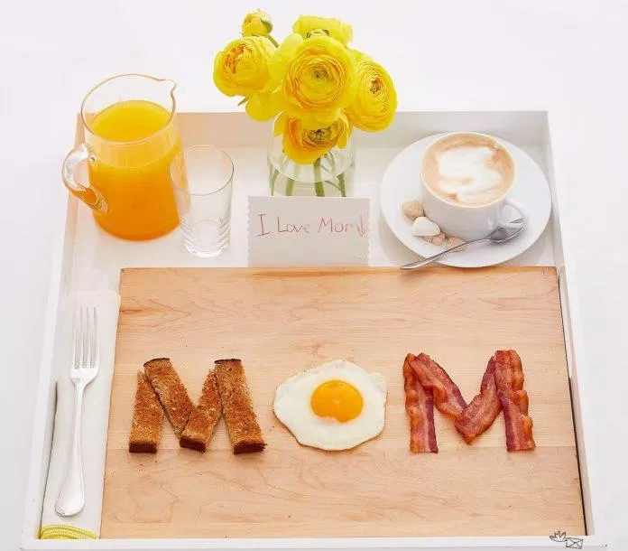 Bữa sáng tận giường dành cho mẹ nhân Ngày Của Mẹ. (Ảnh: Internet)