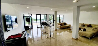 Phòng khách siêu to khổng lồ tại Mây Villa Phòng khách siêu to khổng lồ tại Mây Villa