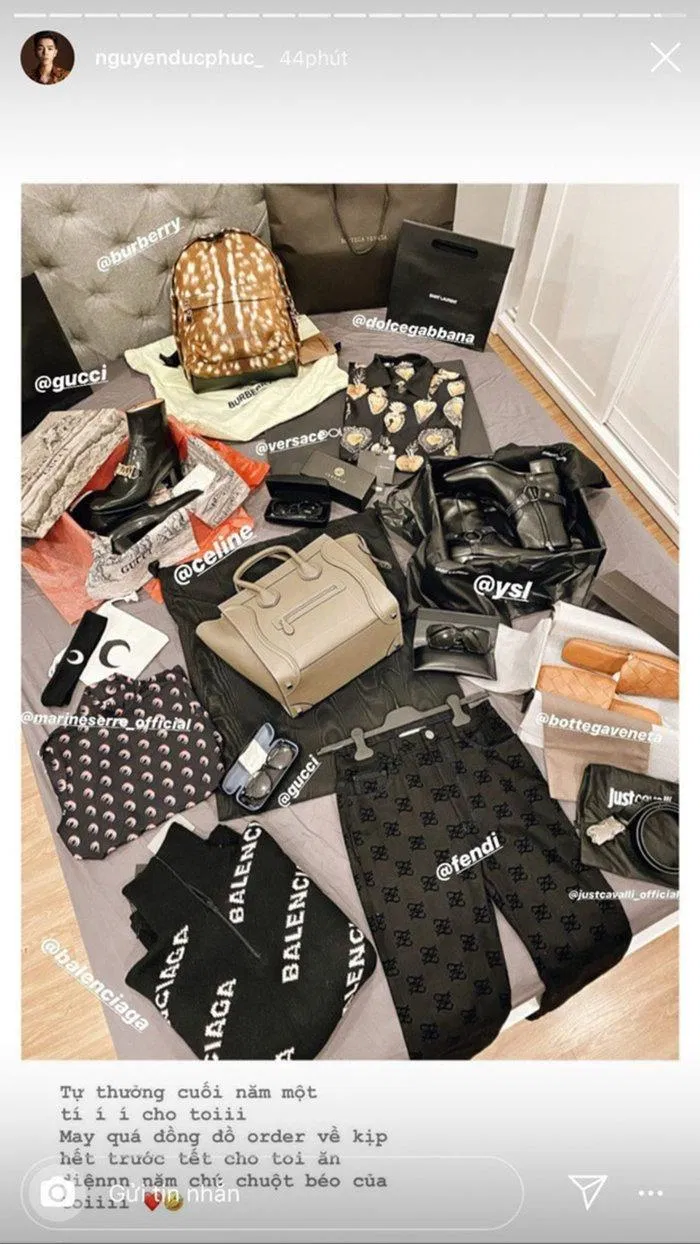 Đức Phúc chi nửa tỷ đồng sắm hàng hiệu (Nguồn: Internet)