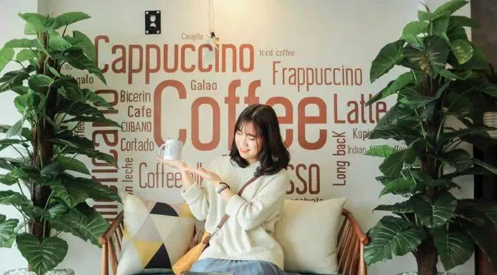 Buổi tối quán cafe cũng có những nét đẹp riêng. (Ảnh: Internet)