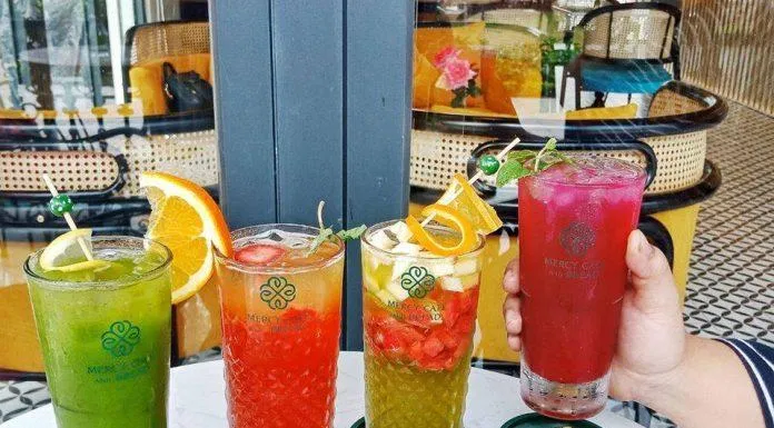 The bar's drinks are healthy and healthy fruit dishes. (Photo: Internet)