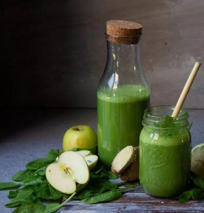 Sinh tố detox từ rau xanh (Nguồn: Internet). Sinh tố detox từ rau xanh (Nguồn: Internet).