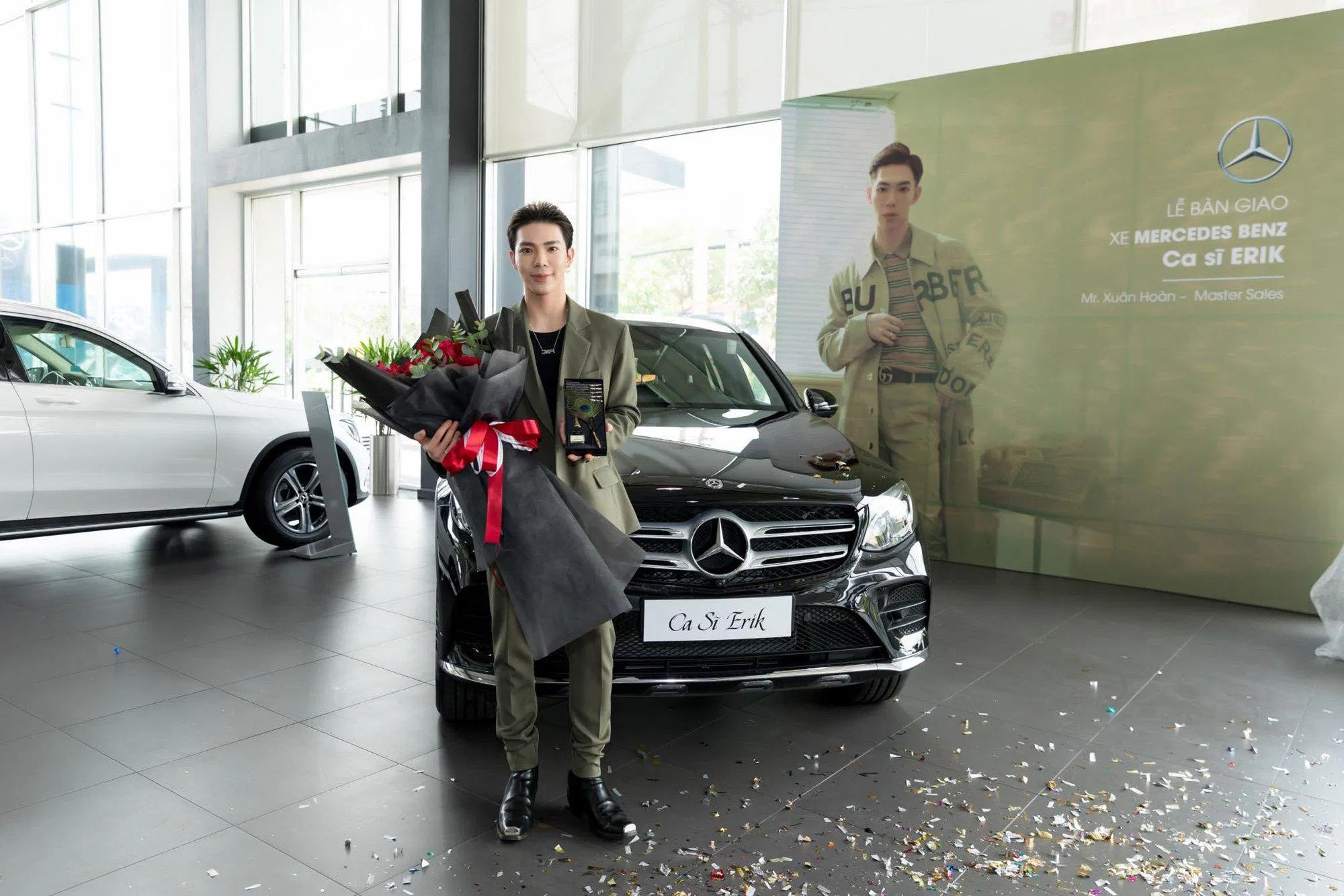 Ca sĩ Erik tậu Mercedes-Benz GLC 300 AMG (Nguồn: Internet)