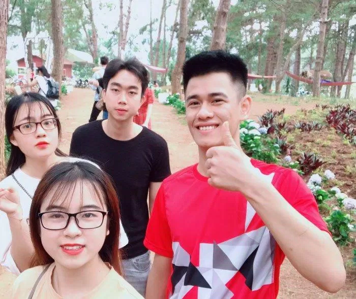 Rừng thông Bản áng Mộc Châu. (Nguồn: BlogAnChoi)