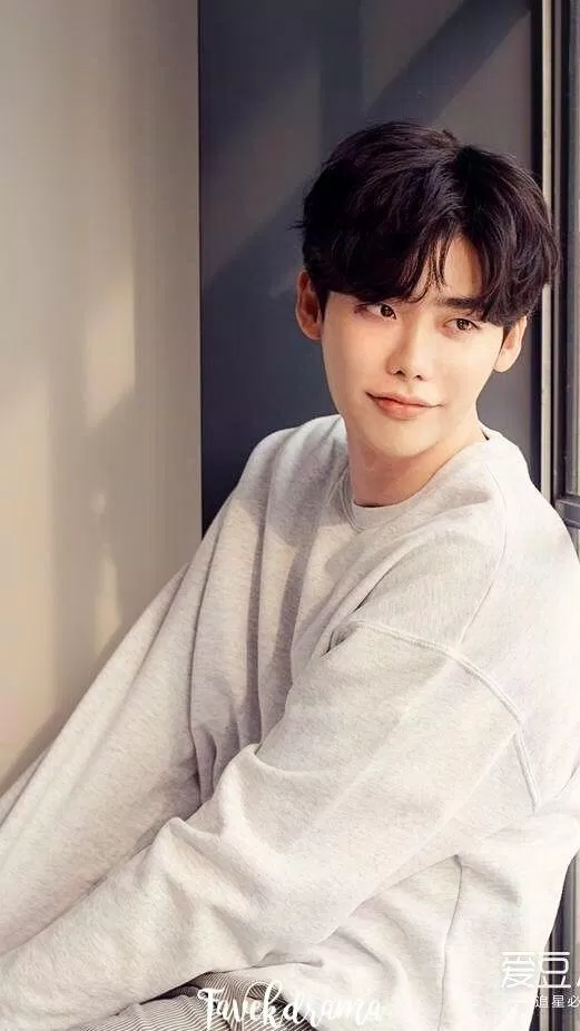 Vẻ đẹp động lòng người của Lee Jong Suk (Nguồn: Internet)