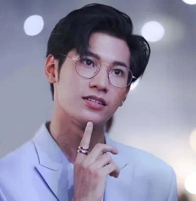 Singto - Anh chàng với tình yêu dành cho những chú mèo (Ảnh: Internet) Singto - Anh chàng với tình yêu dành cho những chú mèo (Ảnh: Internet)