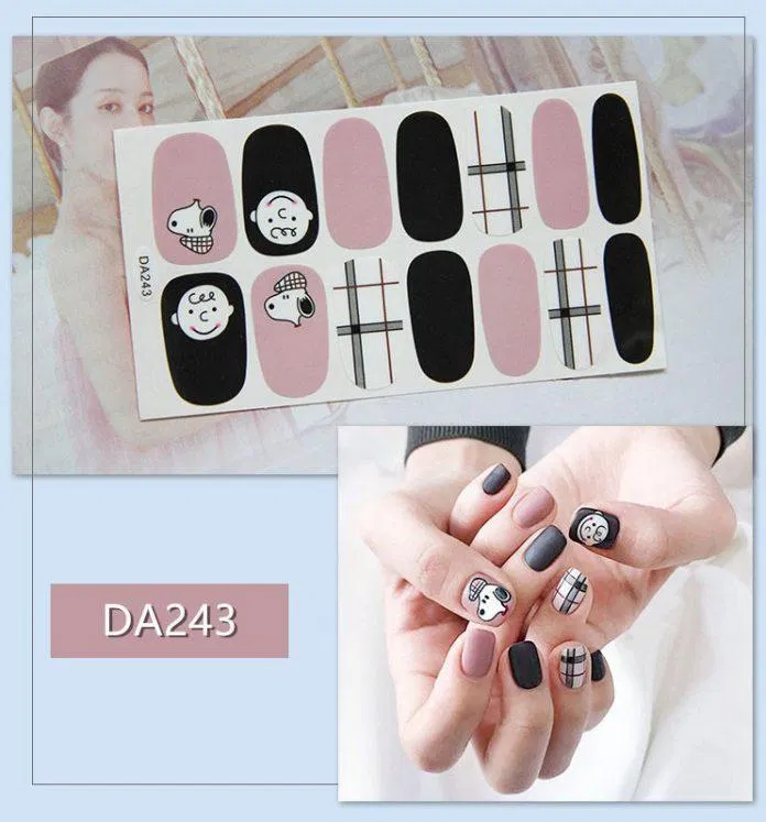 Tổng hợp 30 mẫu nail sticker đẹp xu hướng hot nhất 2020 - BlogAnChoi