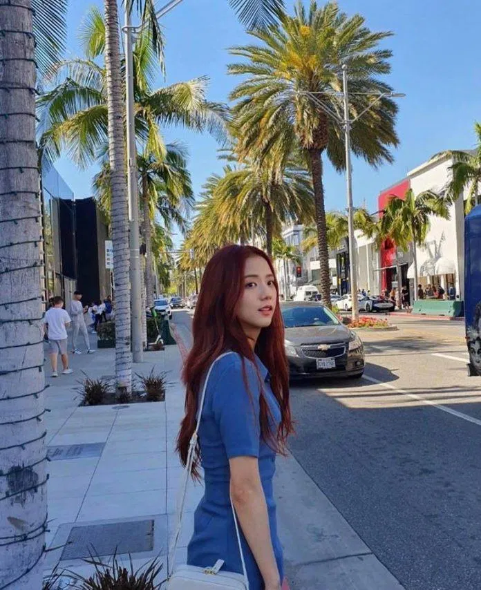 Phối đồ mùa hè như Jisoo Phối đồ mùa hè như Jisoo