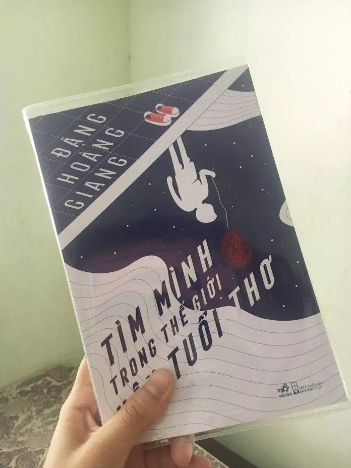 Tìm Mình Trong Thế Giới Hậu Tuổi Thơ