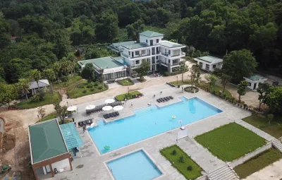 Toàn cảnh May Villa nhìn từ trên xuống Toàn cảnh May Villa nhìn từ trên xuống