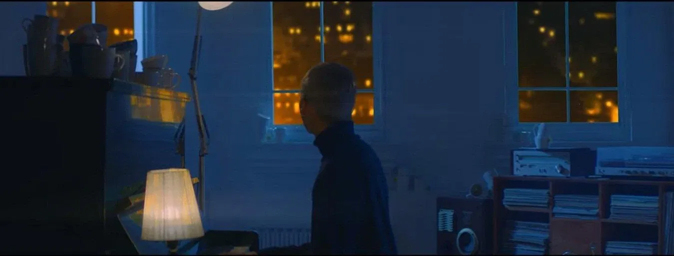 Trailer video Ver.Aron