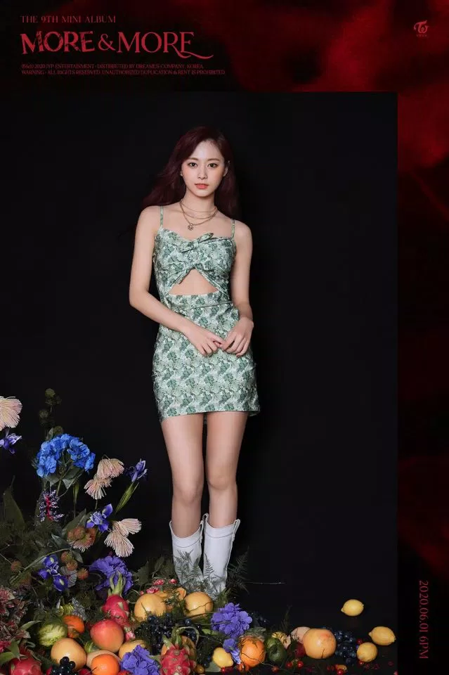 Em út Tzuyu khoe body thon gọn, nuột nà của mình (Nguồn: Twitter).