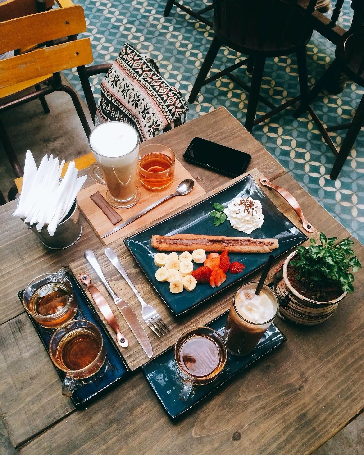 Đồ ăn và thức uống ở Up coffee được đánh giá cao về chất lượng và cách trang trí Đồ ăn và thức uống ở Up coffee được đánh giá cao về chất lượng và cách trang trí (Nguồn: Internet)