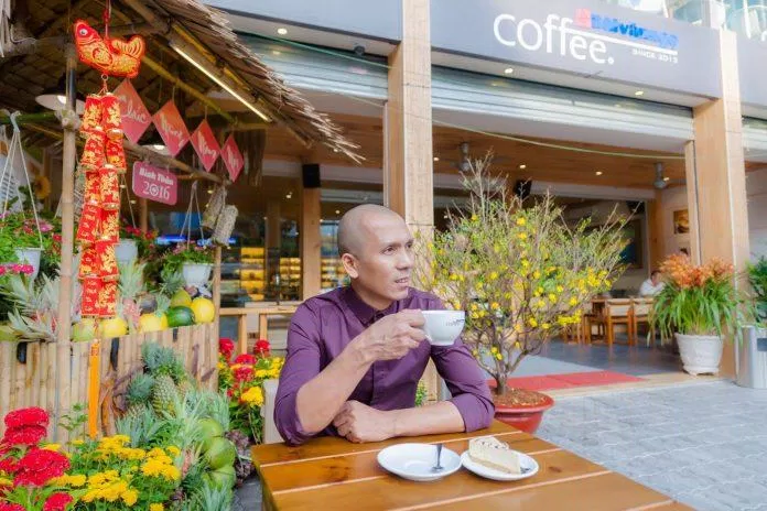 Cà phê Bùi Văn Ngọ chiếm trọn view cũng như hương vị đồ uống (Nguồn: Internet)