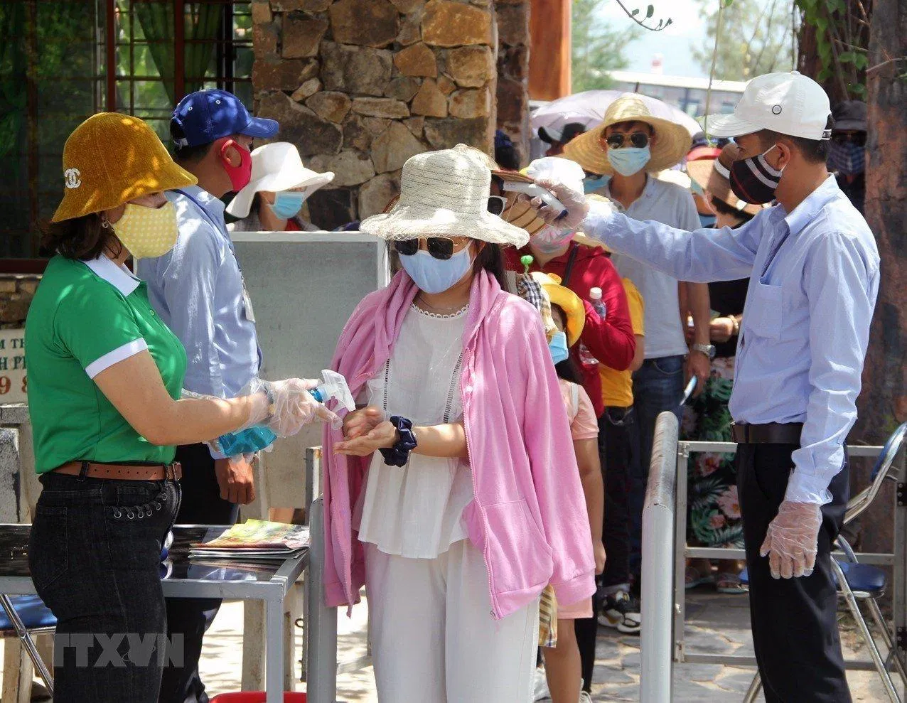 Du lịch hậu Covid 19: Càng quyết định muộn thì càng bị động trong dịch vụ và chi phí càng cao (Nguồn: Internet)