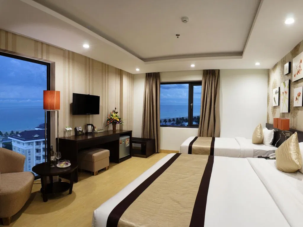 Phòng khách sạn cũng rất nhanh full vào cuối tuần do nhu cầu cao. Do đó, đây cũng là dịch vụ cơ bản bạn cần đặt ngay sau khi có kế hoạch về chuyến đi (Nguồn: Internet)
