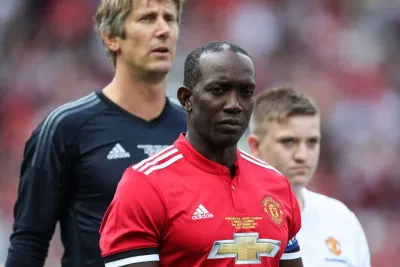 Dwight Yorke trong "màu áo mới" Manchester United. Ảnh: Internet.