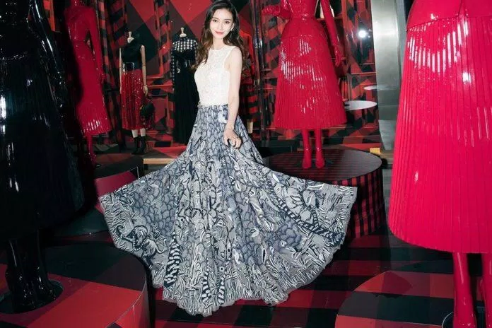 Chưa có lần nào Miss Dior Angelababy gây thất vọng tại tuần lễ thời trang (Nguồn: Internet)