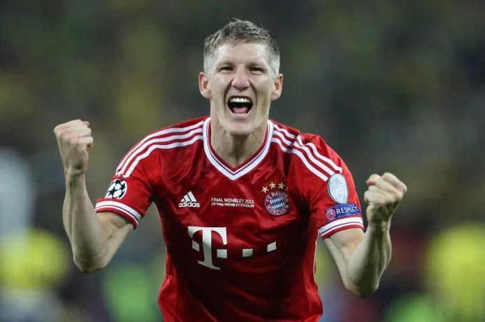 Schweinsteiger là thủ lĩnh của hàng tiền vệ (Ảnh: Internet)