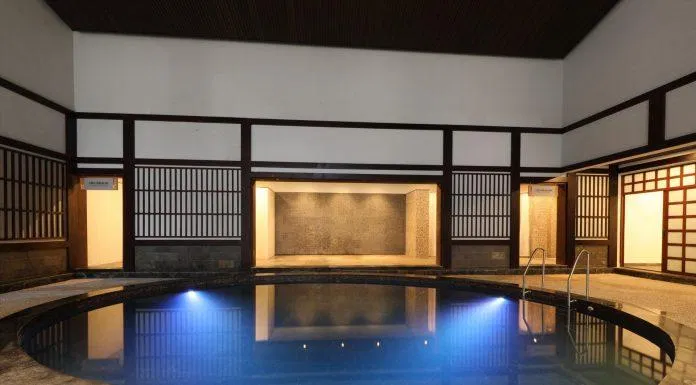 Bể tắm khoáng Yoko Onsen Quang Hanh ( nguồn: Internet )