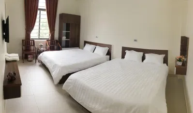 Ta có hẹn với Mộc Châu mùa mận chín bê chao du lịch Mộc Châu đặc sản đặc sản mộc châu Đi phượt Mộc Châu đỉnh Pha Luông Đồi chè Mộc Châu Động Mộc Hương Hà Nội hang dơi homestay arena village khách sạn Khách sạn Ben s Hotel Khách sạn mường Thanh Mộc châu mận Mộc Châu Mộc Châu Nậm Pịa Ốc đá Suối Bàng rừng thông bản Áng thác Dải Yếm thịt trâu gác bếp Xôi Ngũ Sắc