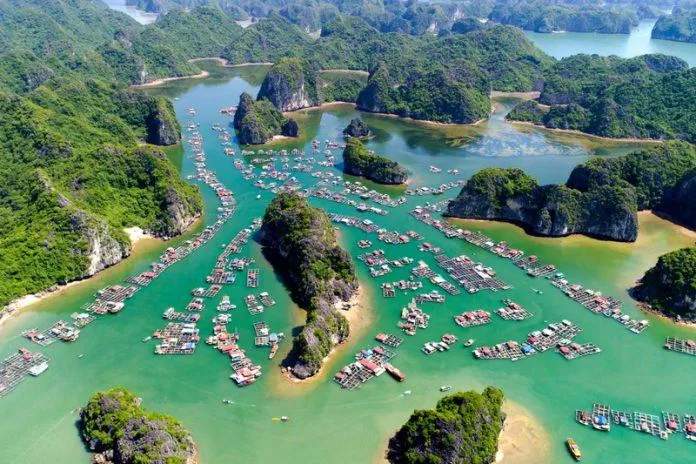 Vịnh Hạ Long là cái tên quá quen thuộc với bạn bè quốc tế khi nhắc đến Việt Nam. (Nguồn: Internet)