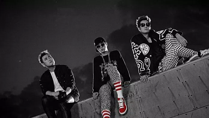 Ca khúc “Up” của Epik High ft Park Bom giúp bạn quên đi nỗi đau vì một ngày mai tươi sáng. (Nguồn: Internet)