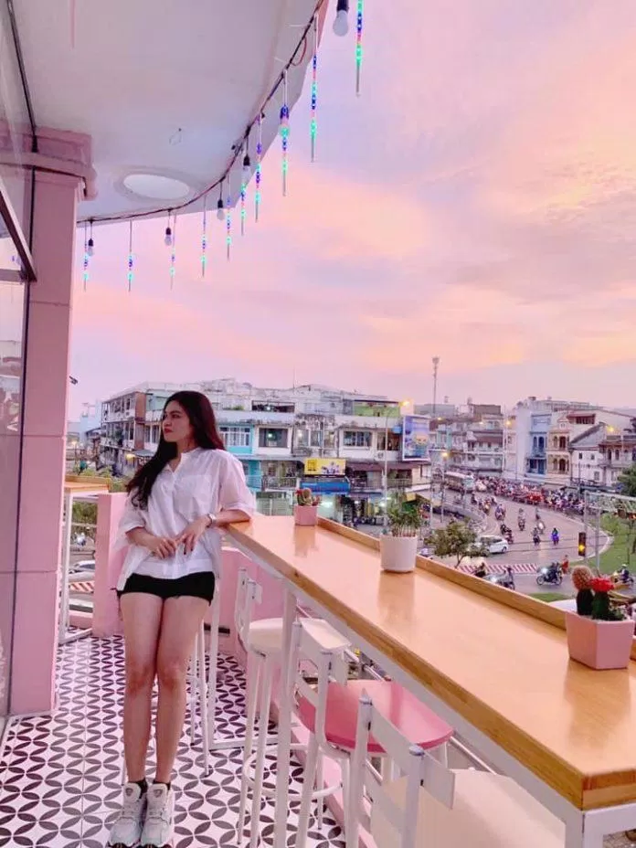 Khung cảnh ở Pinkroom có khá nhiều view đẹp cho bạn ngắm (Nguồn: Facebook Pinkroom)