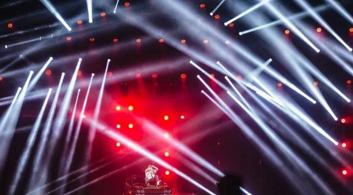 Sơn Tùng xuất hiện siêu ngầu trong Sky Tour (Ảnh: Internet) Sơn Tùng xuất hiện siêu ngầu trong Sky Tour (Ảnh: Internet)