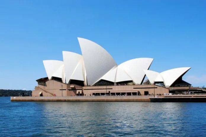 Nhà hát Opera ở Sydney Australia (Nguồn : Internet)