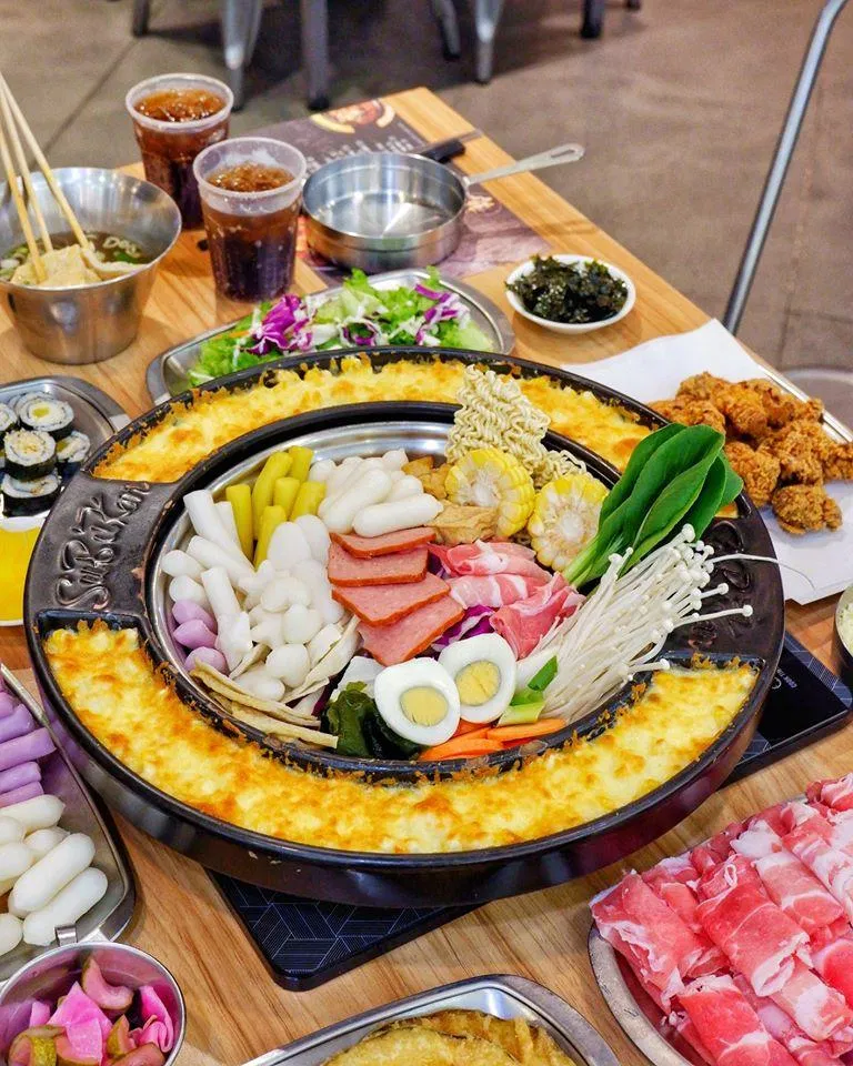 Lẩu tokpokki ở đây rất ngon và đậm vị (Nguồn: Internet)