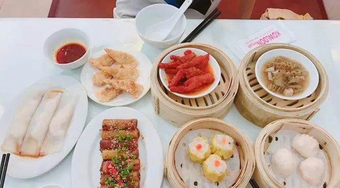 Các món ăn ở đây chế biến theo khẩu vị rất đặc trưng (Nguồn: Facebook Kowloon Bingsutt)