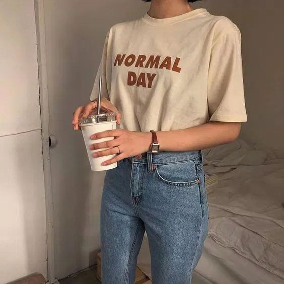 Áo phông sơ vin cùng skinny jeans - cách phối hợp nhanh gọn nhưng ăn điểm tuyệt đối Áo phông sơ vin cùng skinny jeans - cách phối hợp nhanh gọn nhưng ăn điểm tuyệt đối