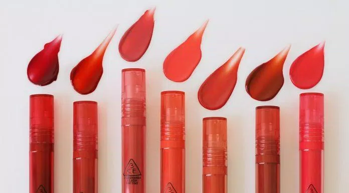 3CE Flash Lip Tint có thiết kế sắc màu tựa như những thỏi kẹo phủ đường sáng loáng. (nguồn: Internet)