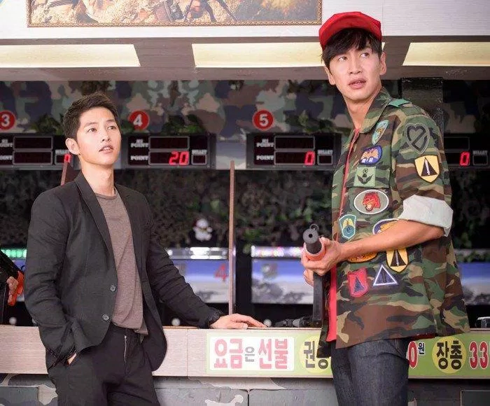 Lee Kwang Soo nhận lời đóng cameo trong bộ phim "Hậu Duệ Mặt Trời" của Song Joong Ki (Nguồn: Internet).