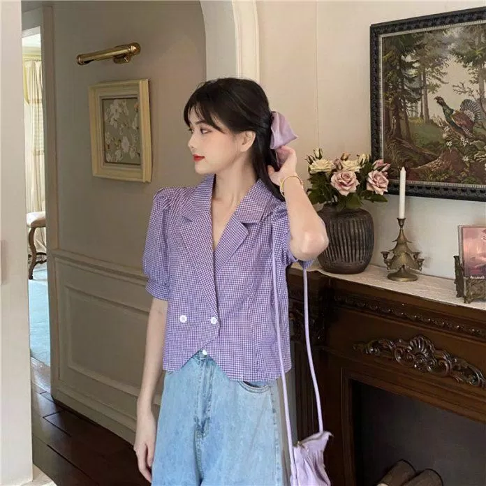 Một gợi ý khác cho nàng cá tính với trang phục màu tím lilac. (Ảnh: Internet)