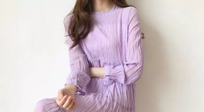 Chiếc váy tím lilac mềm mỏng dịu dàng cho nàng tiểu thư. (Ảnh: Internet)