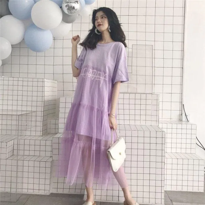 Muốn sành điệu, ấn tượng và trendy, đây chính là mẫu váy tím lilac dành cho bạn. (Ảnh: Internet)