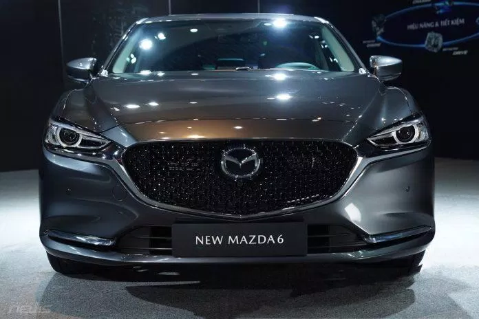 Phần đầu Mazda 6 2020 (nguồn: Internet)
