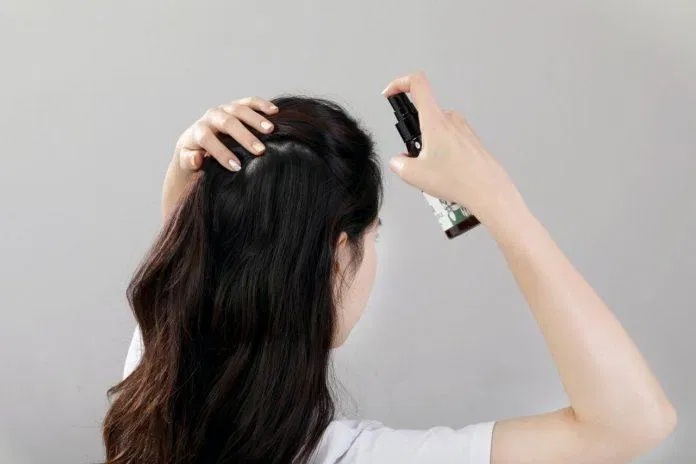Bạn có thể sử dụng Beside You để khử khuẩn cho toàn thân, chân, nách, tóc, quần áo hoặc bất cứ nơi nào trên cơ thể. (Ảnh: Internet)