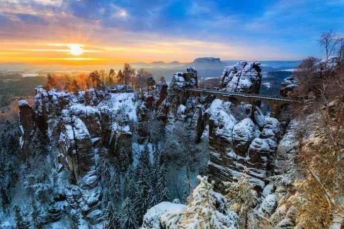 Cầu Bastei - Vườn quốc gia Sächsische Schweiz (Ảnh: Internet)