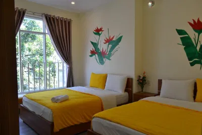 Big Home Dalat có view đẹp và phòng được dọn dẹp rất sạch sẽ, gọn gàng (Nguồn: Internet)