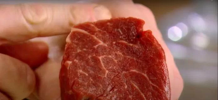 Thịt bò phi lê nạc chính xác là những gì bạn cần khi chế biến món thịt bò wellington (Nguồn: Gordon Ramsay)