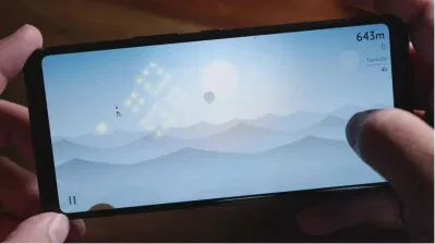 Dung lượng pin 6000mAh là quá đủ để ROG 3 cân nhiều tựa game "khủng" trong khoảng thời gian dài.