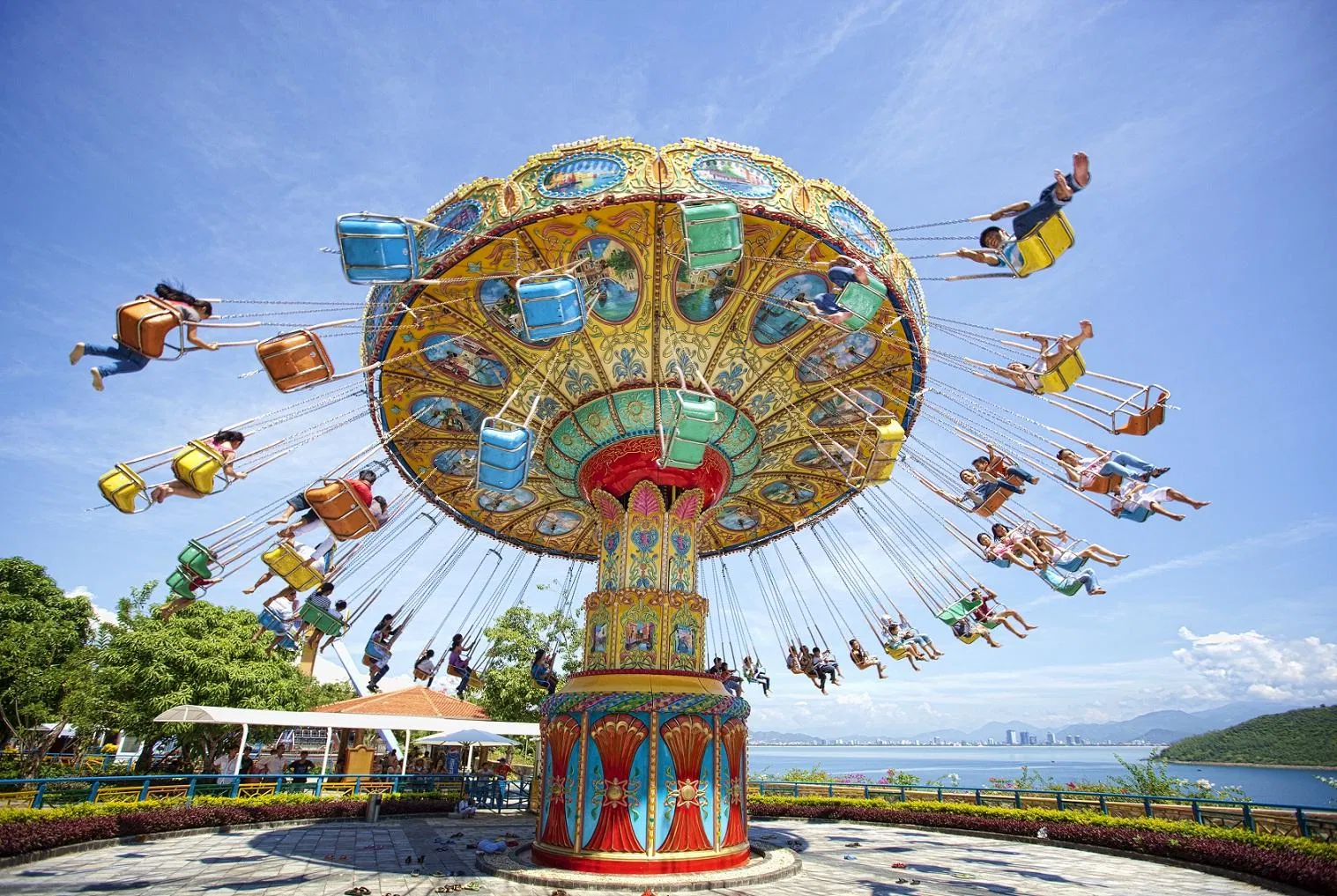 Thỏa sức vui chơi tại công viên giải trí Asia Park (Ảnh: Internet) Thỏa sức vui chơi tại công viên giải trí Asia Park (Ảnh: Internet)