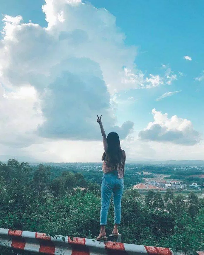 Hòa mình cùng với thiên nhiên núi rừng ( nguồn ảnh : @nttoanh99960)
